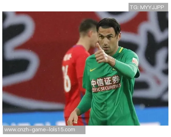 国安与力帆激战正酣比分悬念迭起引发球迷热议 国安与力帆激战正酣比分悬念迭起引发球迷热议