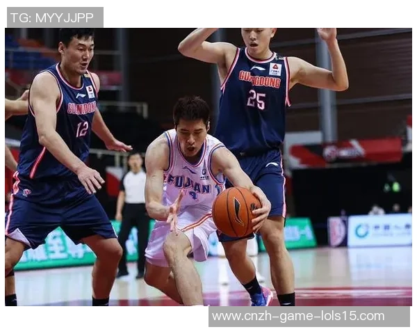 成都篮球队进攻策略分析与得失评估探讨